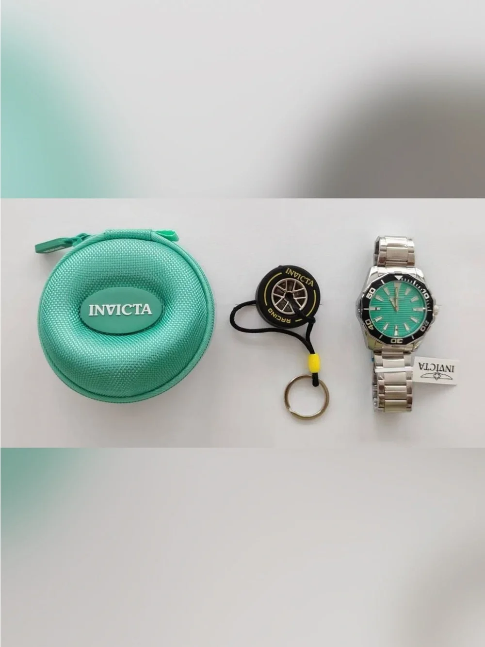 Invicta Pro Diver Meridian Men's Watch (Model 69239) w/Travel Case and Key Chain